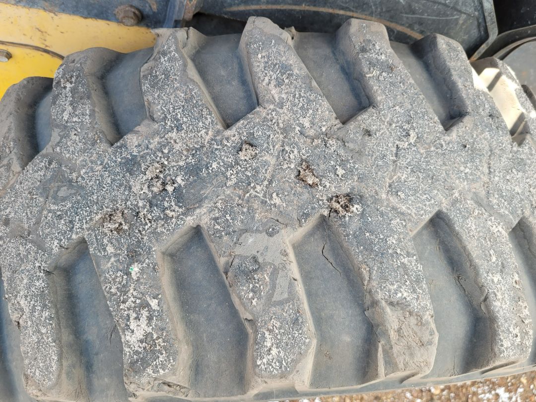 2012 NEW HOLLAND L223 - Image 13